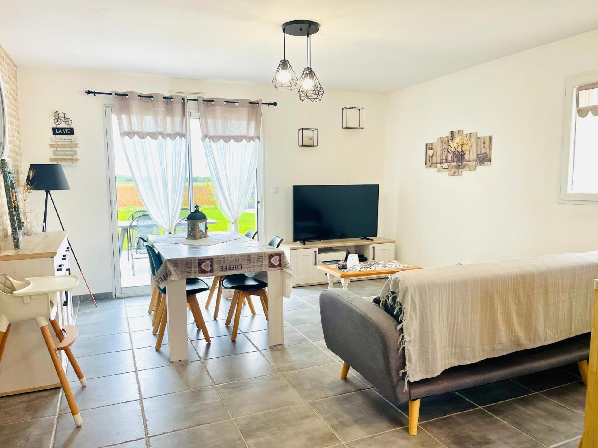 Petite Maison Au Calme Poupry エクステリア 写真