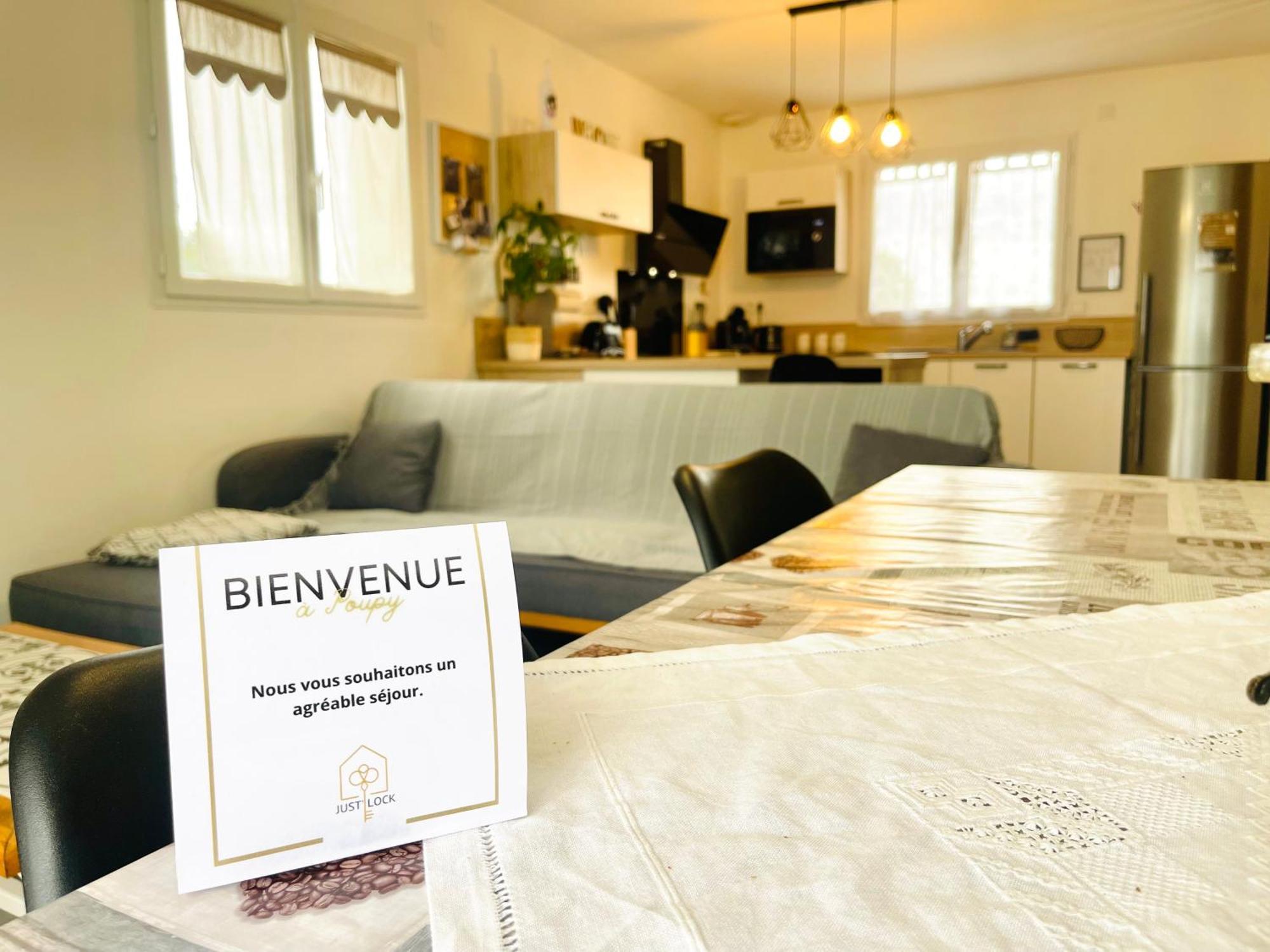 Petite Maison Au Calme Poupry エクステリア 写真